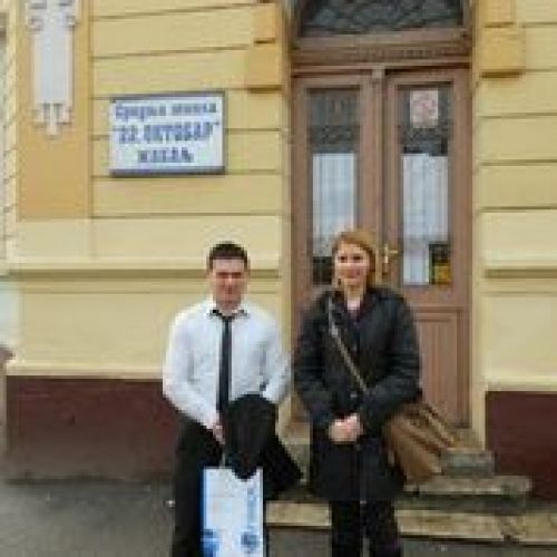 FIMEK  i Pravni fakultet za privredu i pravosuđe predstavljeni srednjoškolcima u Žablju i Temerinu