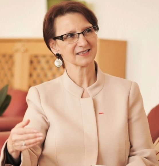 Predavanje ambasadorke Republike Francuske